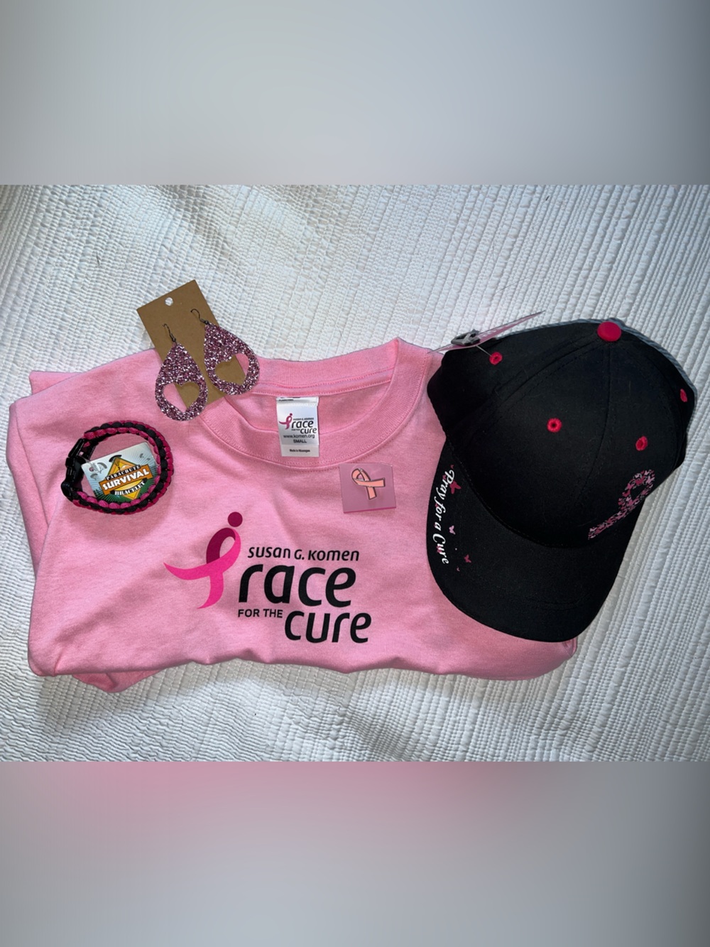 Susan G. Komen Pink 'Race for the Cure' Women's Tee, Pray for a cure hat
